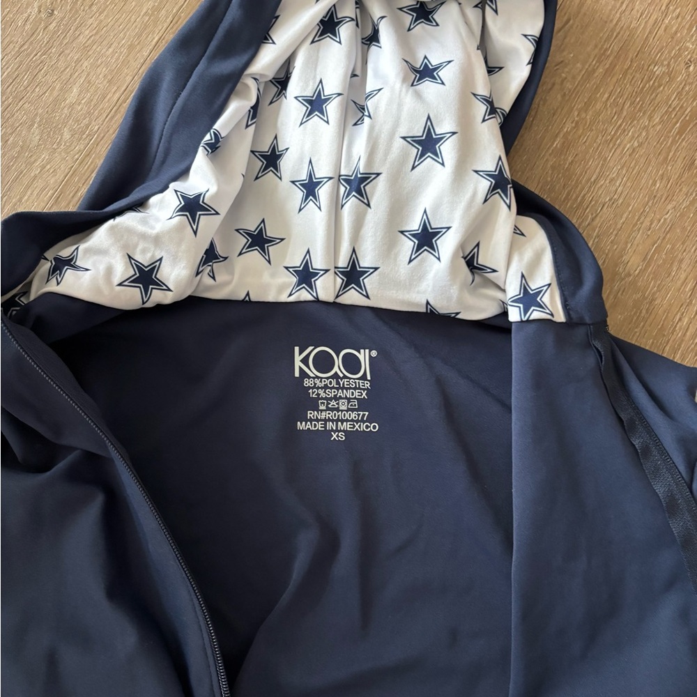 Dallas Cowboys Zip Up Hoodie - Picture 2 of 3